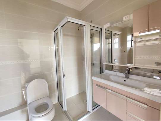 3 Bed Apartment with En Suite in Kileleshwa image 2