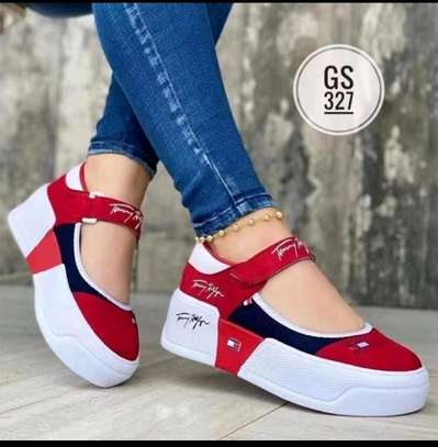 Tommy hilfiger sneakers image 3