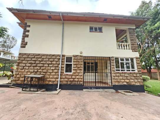 5 Bed House with En Suite in Lavington image 9