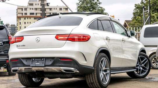 2017 Mercedes Benz GLE 350d coupe image 5