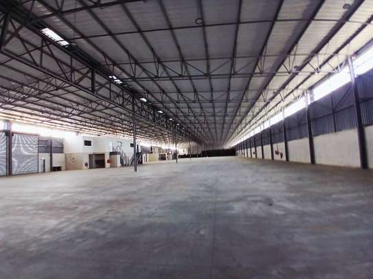 30,000 ft² Warehouse with Parking in Ruiru image 10