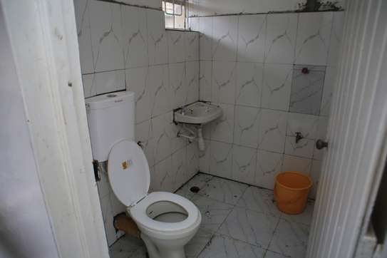 1 Bed Apartment with Parking in Ongata Rongai image 14