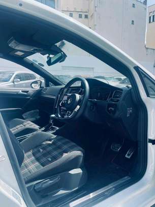 Volkswagen gti 2018 image 5