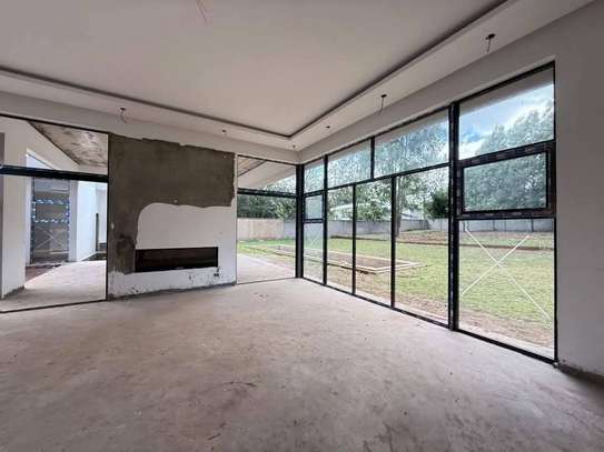 5 Bed Townhouse with En Suite in Karen image 16