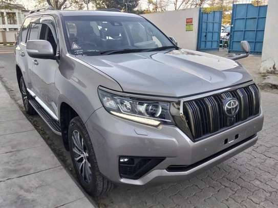 Toyota Land cruiser VXL Diesel engine 2019 model image 4