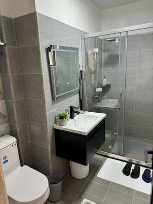 1 bedroom apartment fully furnished and serviced image 6