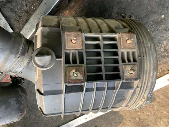 Toyota Dyna Air Cleaner Housing image 4