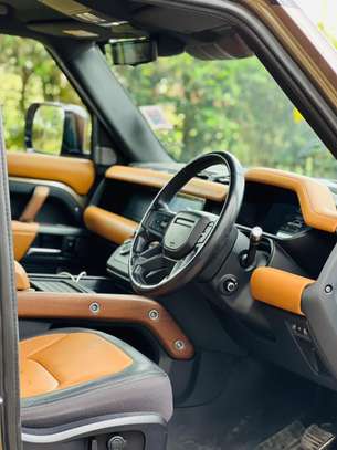 LAND ROVER DEFENDER image 7