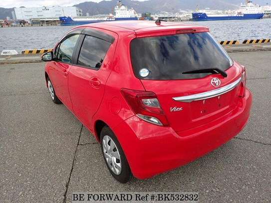 NICE RED TOYOTA VITZ (MKOPO/HIRE PURCHASE ACCEPTED) image 3