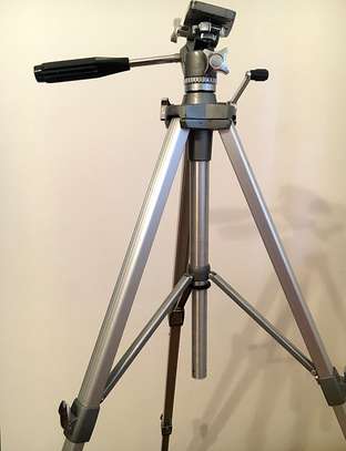Star-D D-120 Professional Camera Tripod - Heavy-Duty image 4