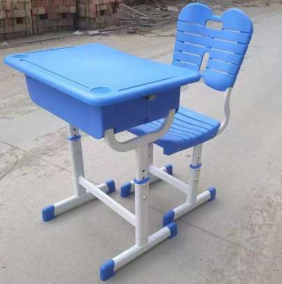 Adjustable Plastic Kids Desk and Chair Set image 4