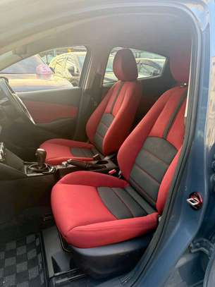 Mazda 2 petrol image 6