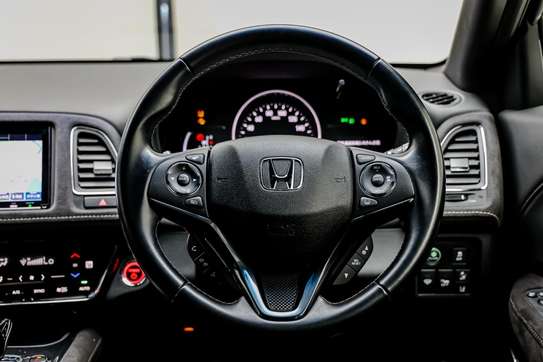 Honda vezel image 3