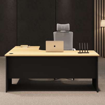 Office table: 140cm curved office table image 3