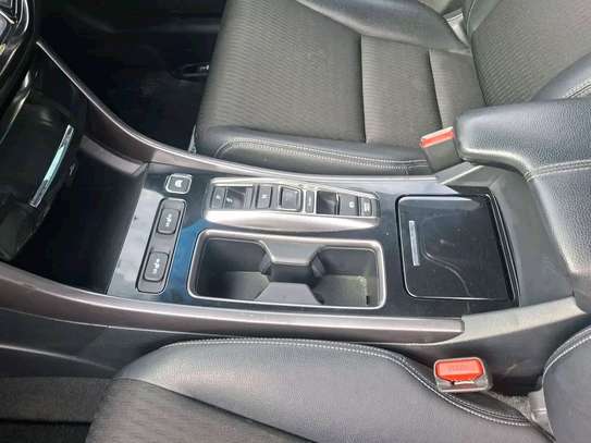 Honda accord grey image 11