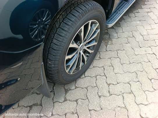 Toyota Landcruiser TZG image 13