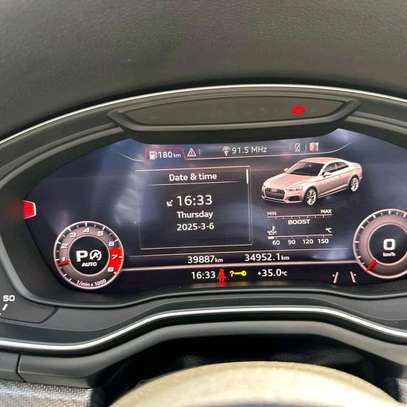 Audi Quattro SQ5 S-Line white 2019 image 5
