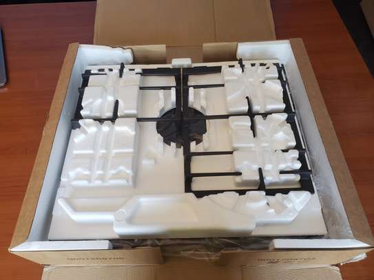 BOSCH Built-In HOB 60CM, 3 Gas + 1 Electric image 2