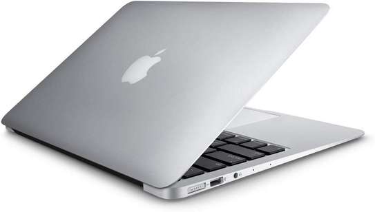 Apple MacBook Air 13-inch image 1