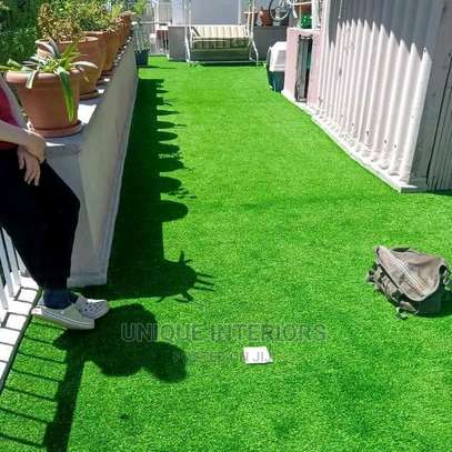 Nice Quality artificial-grass carpet image 3