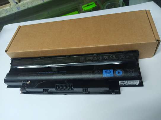 Dell 14R (N4010) Series Dell Inspiron Laptop Battery image 1