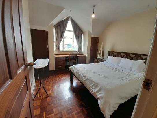 Fully furnished and serviced 1 bedroom apartment image 4