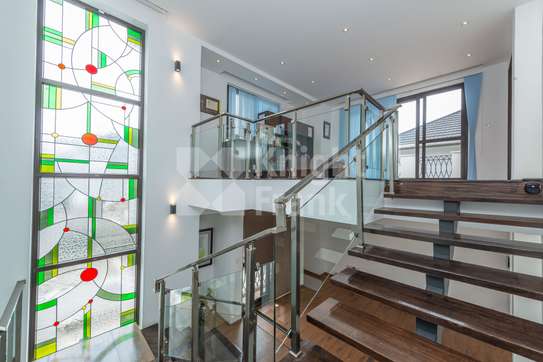 4 Bed House with En Suite at Peponi Road image 13