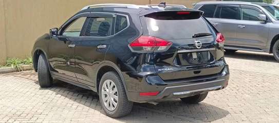 Nissan Xtrail 2018 black image 8