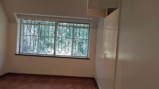4 Bed House with En Suite in Muthaiga image 15