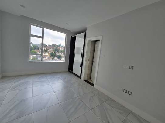 2 Bed Apartment with En Suite in Westlands Area image 5
