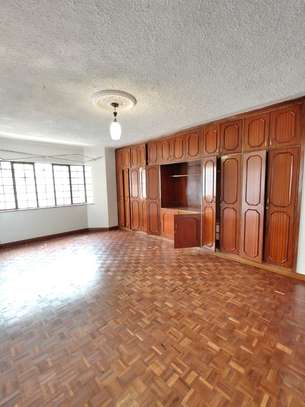 4 Bed Apartment with En Suite in Westlands Area image 19