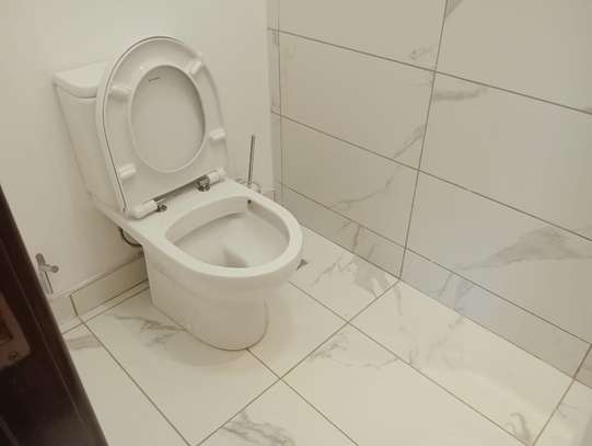 Furnished 2 Bed Apartment with En Suite in Gigiri image 5