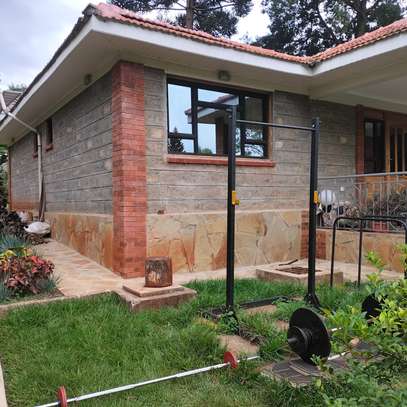 2 Bed House with En Suite at Karen Road image 18