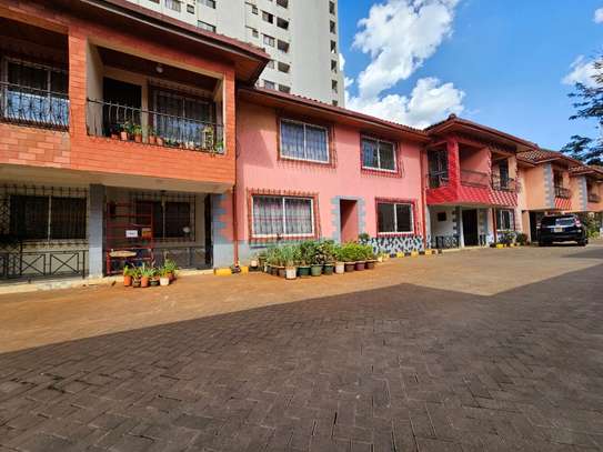 4 Bed Townhouse with En Suite in Kileleshwa image 29