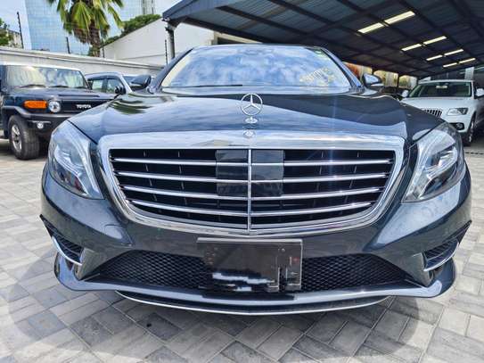 Mercedes Benz S300h grey 2018 image 2