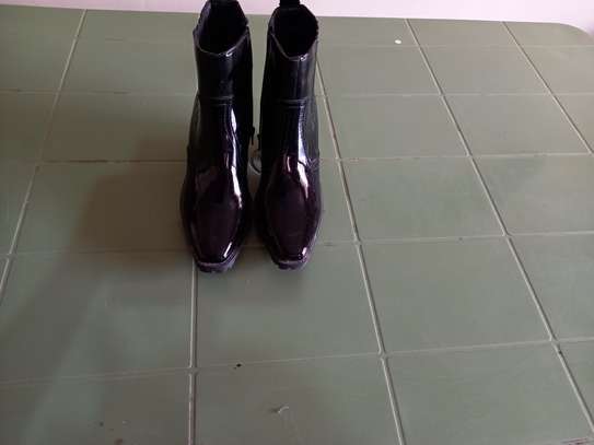 NEW WOMEN FASHION BOOTS SIZE 7 CLOSING DOWN SALE image 1