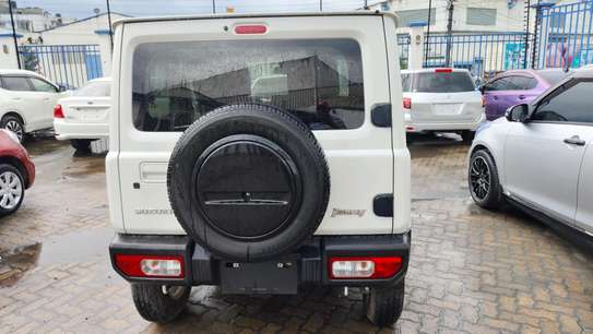 Suzuki Jimny 2022 4wd white image 9