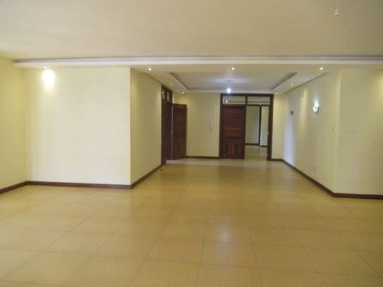 4 Bed Apartment with En Suite at Riverside image 13