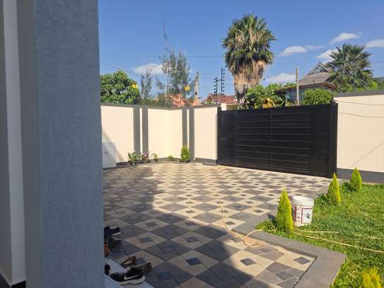 4 Bed House with En Suite at Varsityville Estate image 4