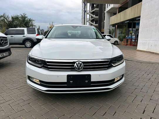 2016 Volkswagen Passat image 2