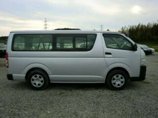 Toyota hiace auto diesel(mkopo accepted) image 6
