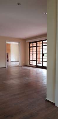 4 Bed Townhouse with En Suite at Rosslyn Lone Tree Road 55 image 1