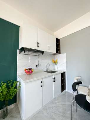 1 Bed Apartment with En Suite in Ngong Road image 5