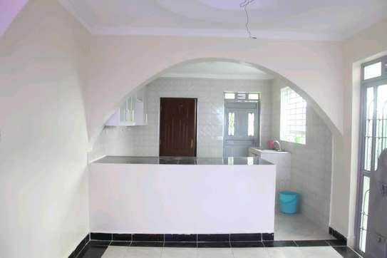 3 bedroom house for sale in Malaa image 7