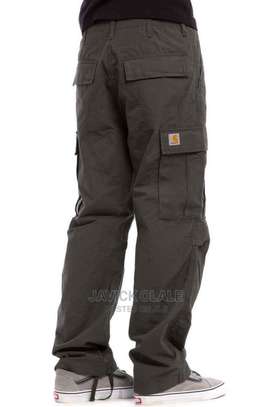 Cargo pants/side pocket image 1