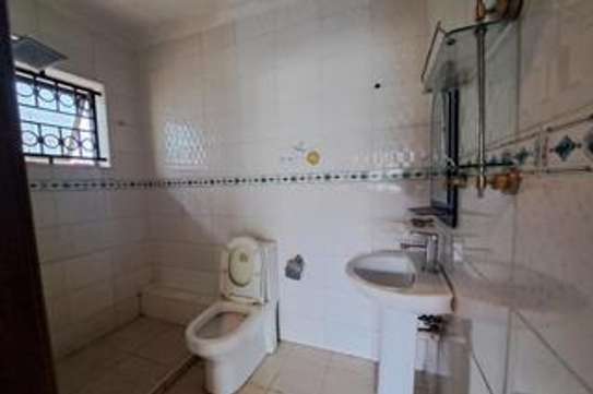 4 Bed Townhouse with En Suite at Chalbi Drive image 20