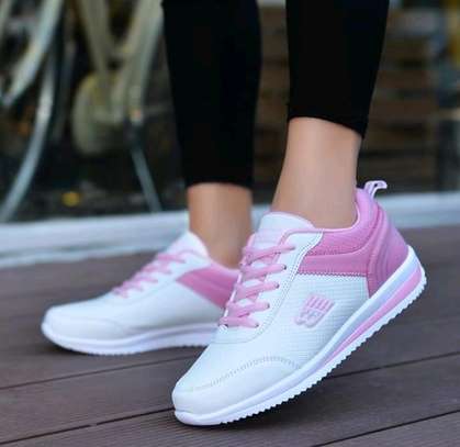 Quality women sneakers image 1