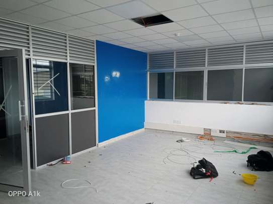 frameless glass partition image 2