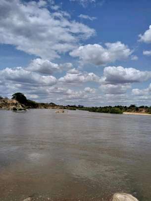 24 acres of land along Athi-River in Kibwezi Makueni County image 1