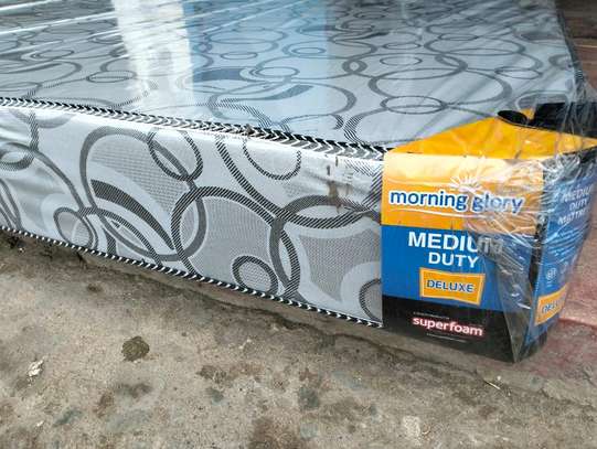 Medium density 4x6 mattress free delivery image 1